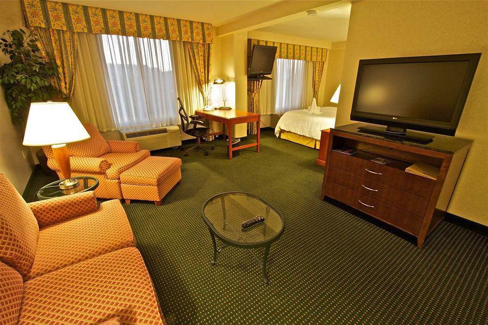 Hilton Garden Inn San Mateo Eksteriør billede