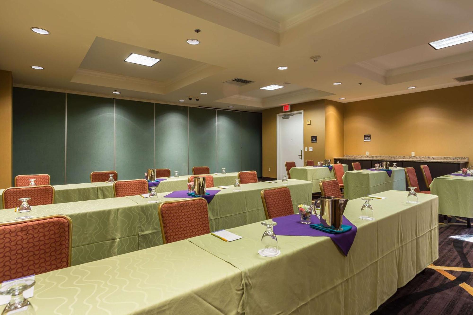 Hilton Garden Inn San Mateo Eksteriør billede