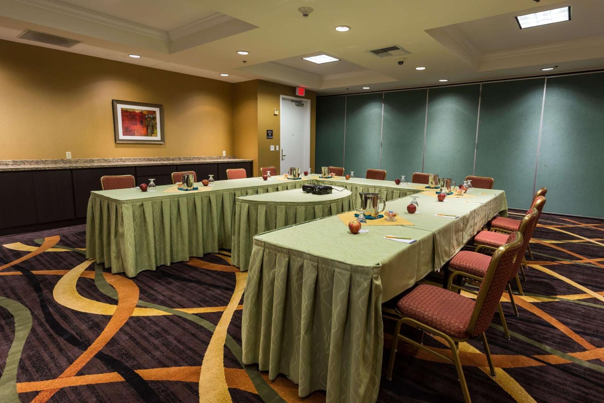 Hilton Garden Inn San Mateo Eksteriør billede